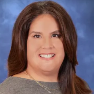 Profile photo of Stephanie Lopez