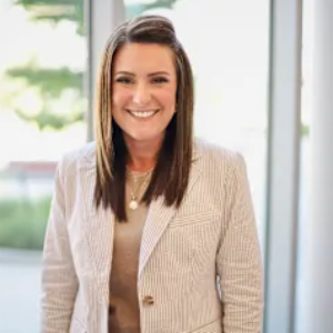 Profile photo of Jennifer Putman